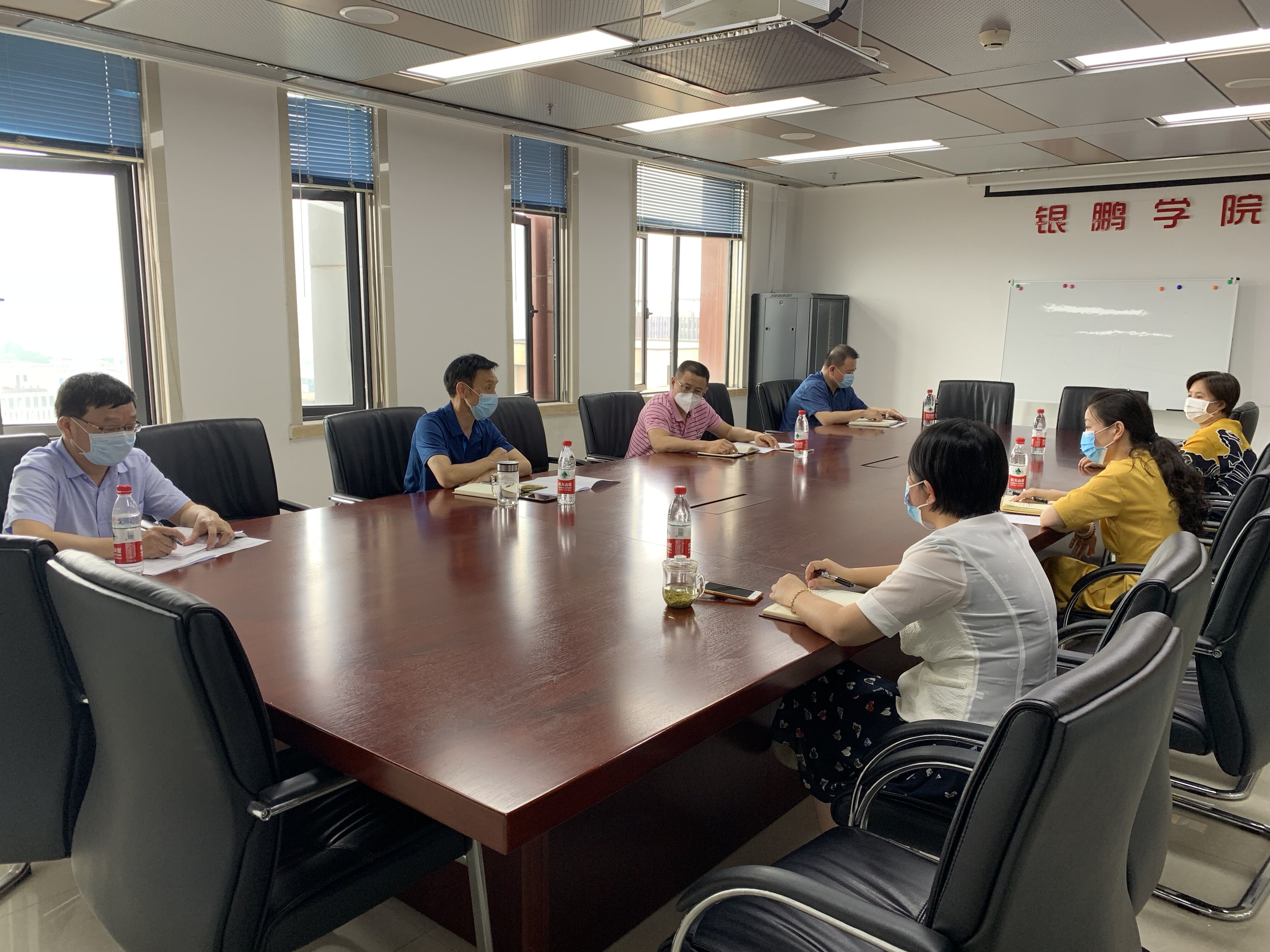 市社主任高福宝、副书记张家才一行到出资企业调研指导工作4