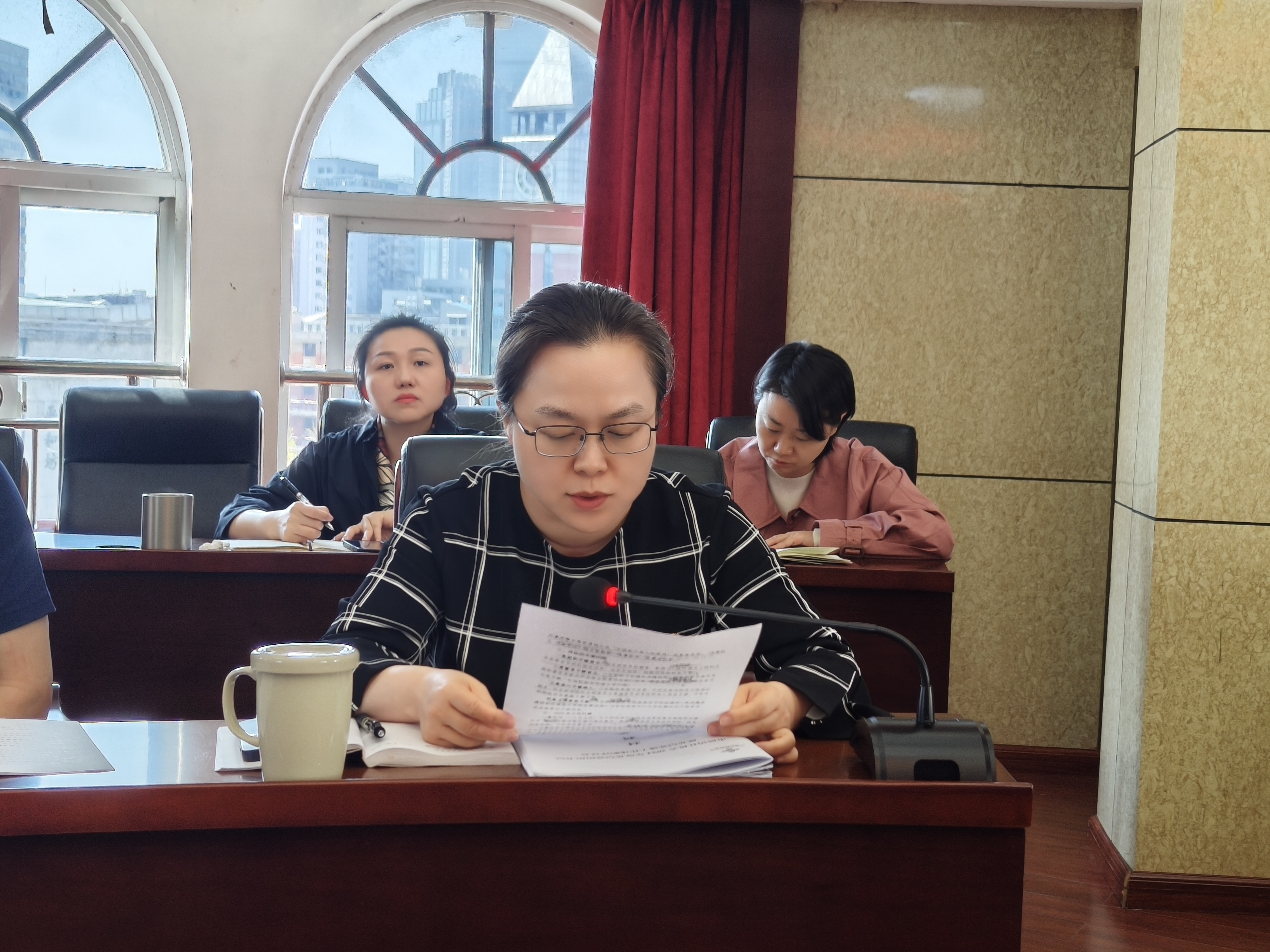 市社机关第2党支部书记：孙海岚.jpg